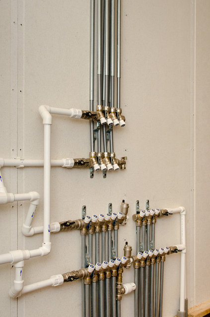 Отопление в деревянном доме, Москва (кликай, чтобы увидеть все фото)