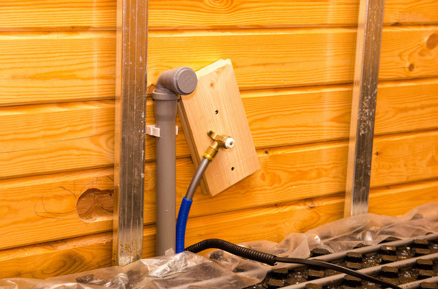 Отопление в деревянном доме, Москва (кликай, чтобы увидеть все фото)