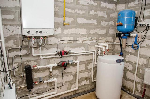 Монтаж водяного теплого пола в частном доме