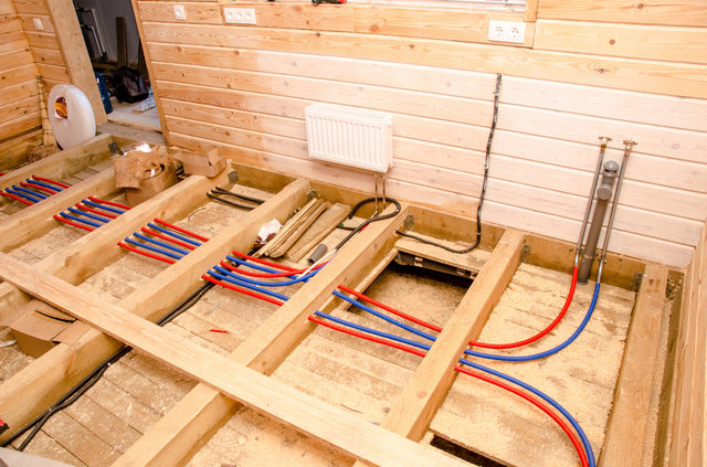 Отопление в деревянном доме, Москва (кликай, чтобы увидеть все фото)