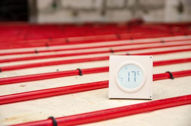 Монтаж водяного теплого пола в частном доме