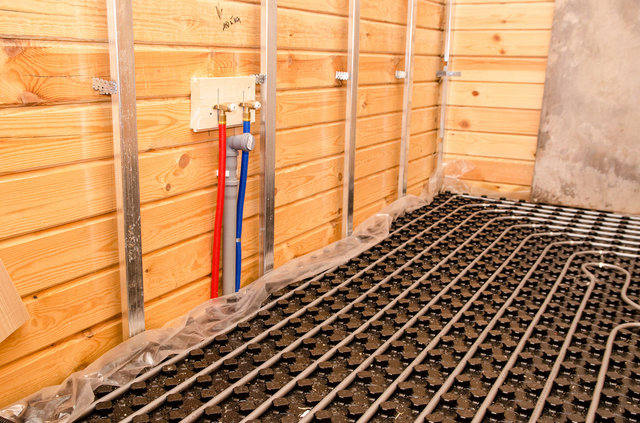 Отопление в деревянном доме, Москва (кликай, чтобы увидеть все фото)