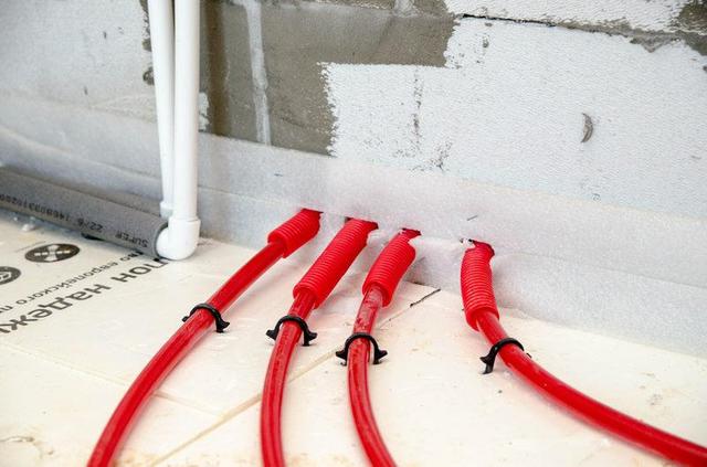 Монтаж водяного теплого пола в частном доме