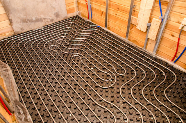 Отопление в деревянном доме, Москва (кликай, чтобы увидеть все фото)