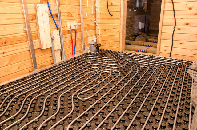 Отопление в деревянном доме, Москва (кликай, чтобы увидеть все фото)